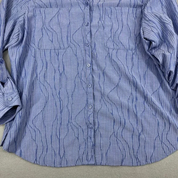 Chico's Blue White Pinstripe Textured Button Down Shirt Roll Tab Size 3 Large - Picture 3 of 13